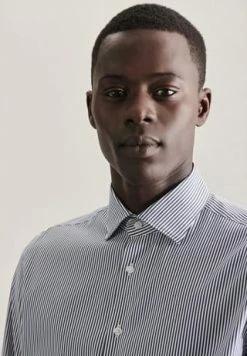 Bestes Angebot ???? Seidensticker Performancehemd Slim Dunkelblau ???? -NIKE store unnamed file 1344