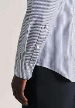 Bestes Angebot ???? Seidensticker Performancehemd Slim Dunkelblau ???? -NIKE store unnamed file 1345