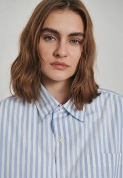 Brandneu ???? Seidensticker Gender Neutral Studio Hellblau ???? -NIKE store unnamed file 1885